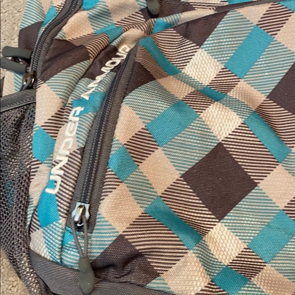 Under Armour backpack blue & gray plaid - Picture 4 of 11